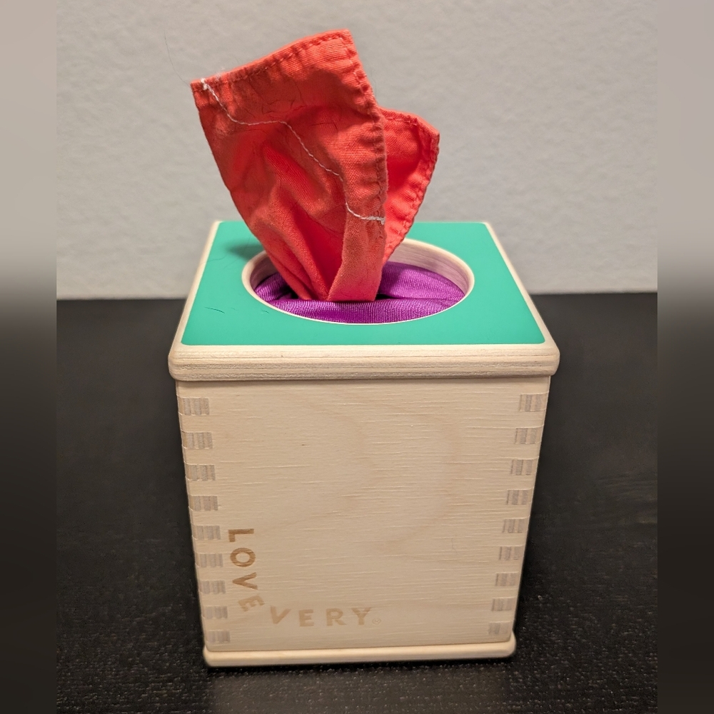 Lovevery tissue box